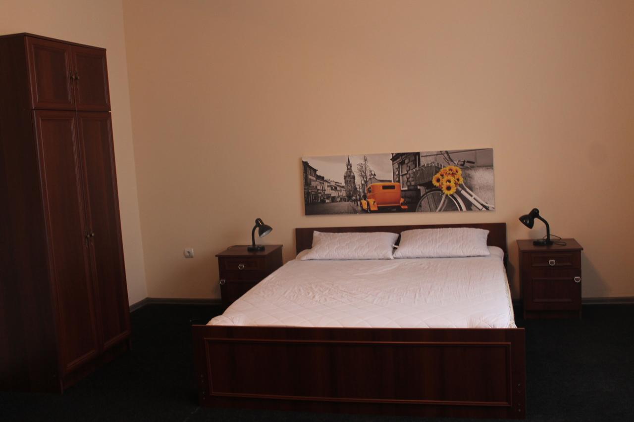 Apartment On Lermontova 35A Mukacheve Luaran gambar