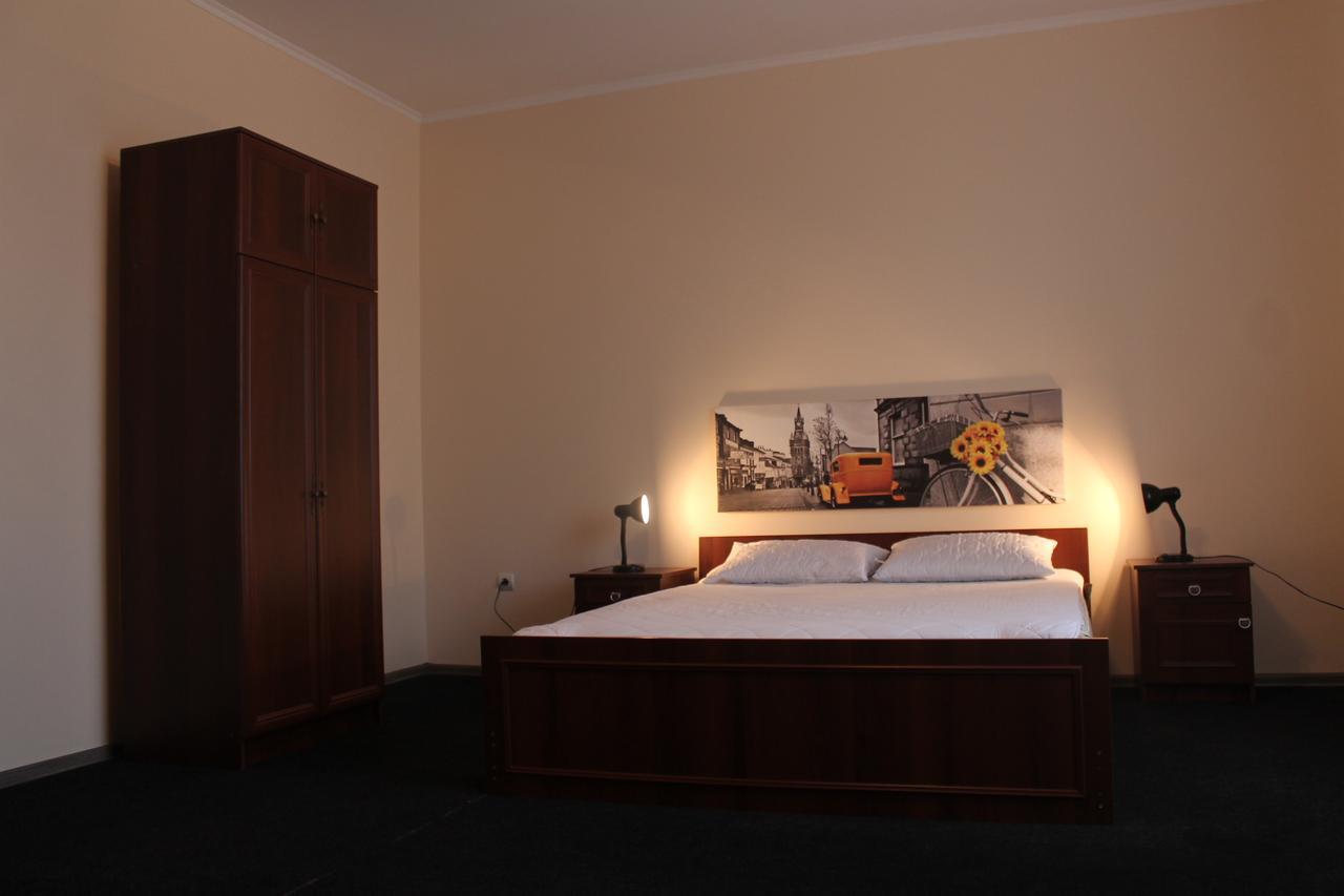 Apartment On Lermontova 35A Mukacheve Luaran gambar
